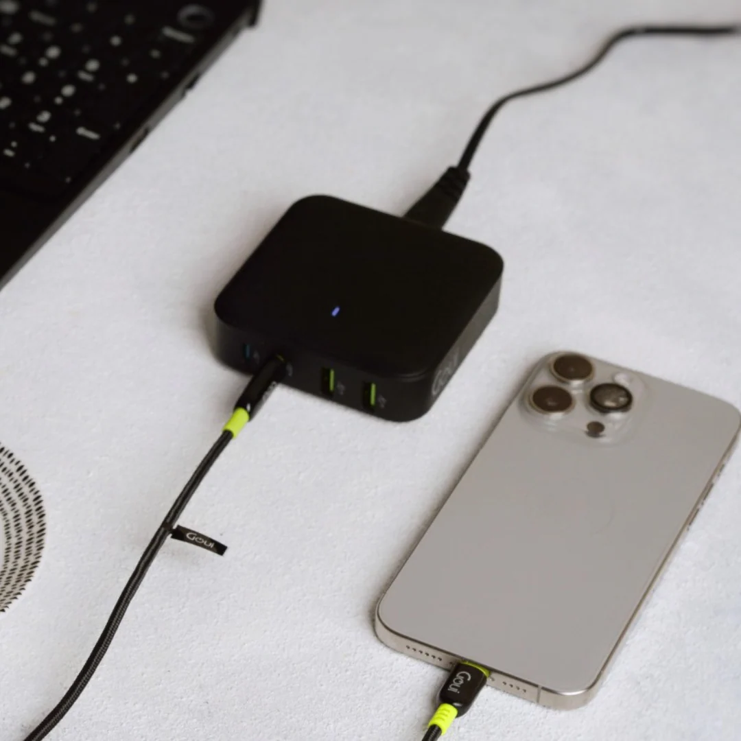Goui GAN Chargeur de bureau 100W USB-C PD Rapide (G-GAN100W-K) - Gtel goui gan chargeur de bureau 100w usb c pd rapide g gan100w k (2)